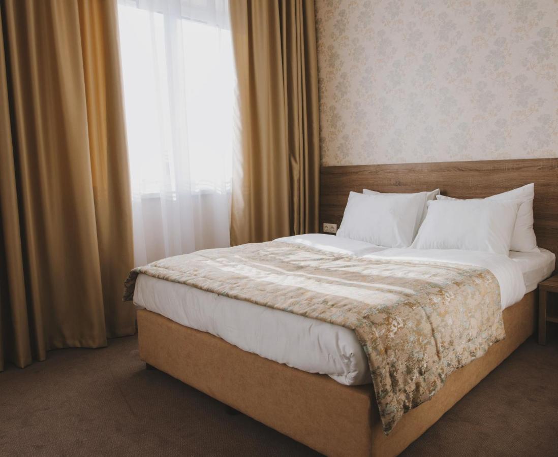 Hotel Alkor Truskavets Room photo